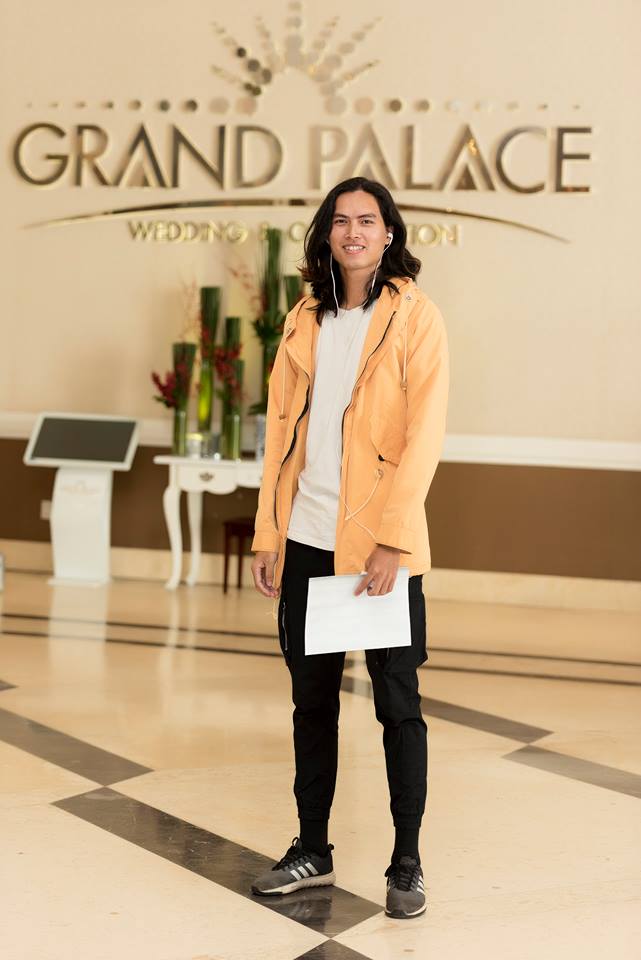 Tình cũ Kim Lý chơi trội với phong cách quý tộc trong buổi casting The Face Vietnam 2018